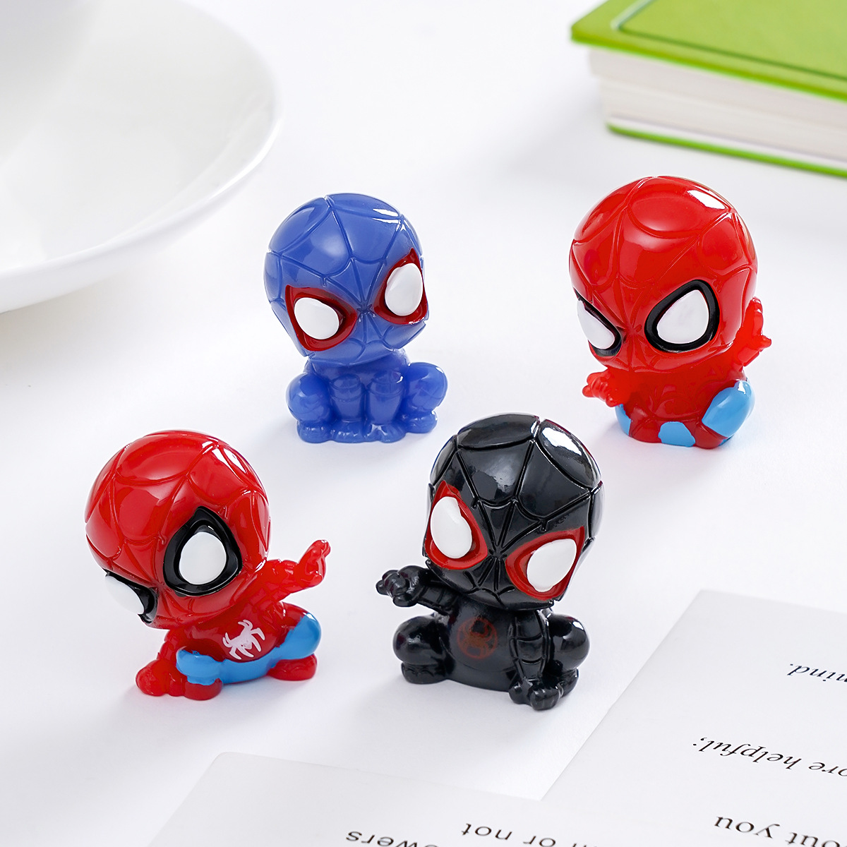 Marvel & DC Superhero Mini Figures